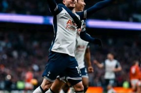 金年会官网入口-热刺遭遇逆转，连败局面难以扭转